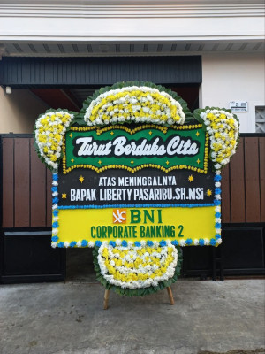 Papan Bunga Duka di Tualang